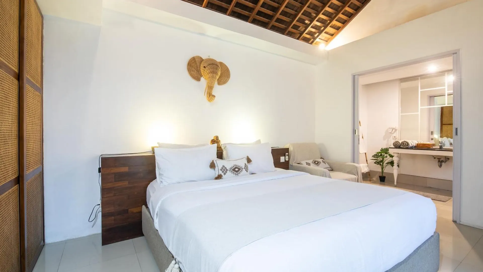 1-Br Private Pool Wander Villa Seminyak Kunti Utara St Indonesia