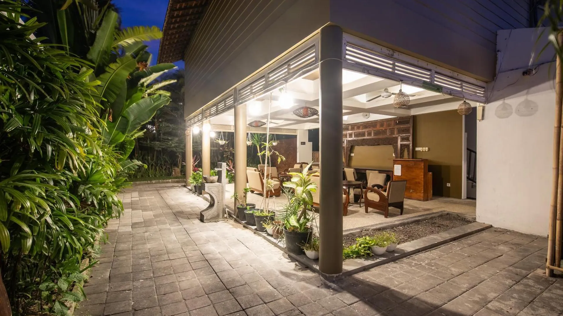 1-Br Private Pool Wander Villa Seminyak Kunti Utara St