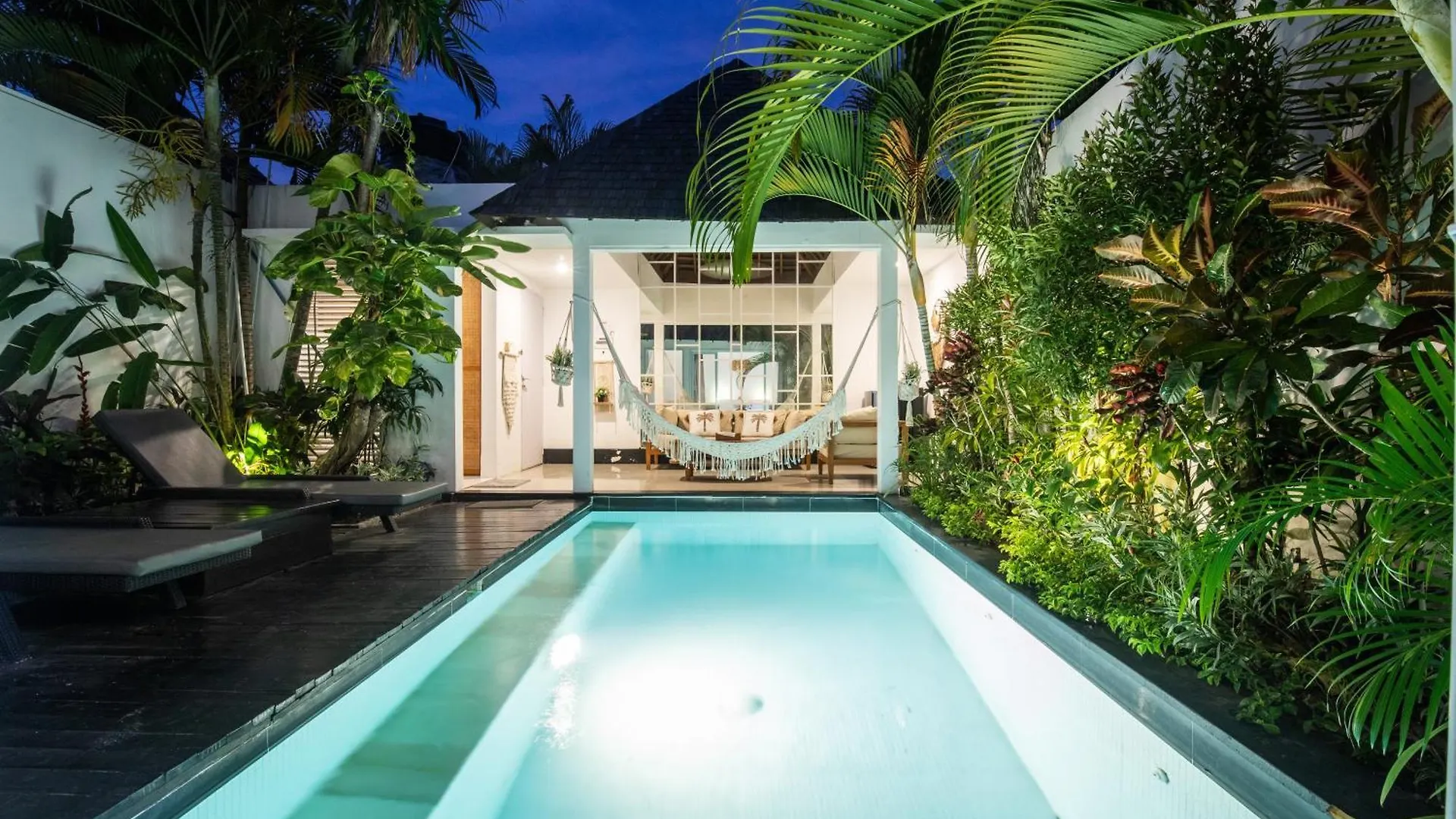 1-Br Private Pool Wander Villa Seminyak Kunti Utara St