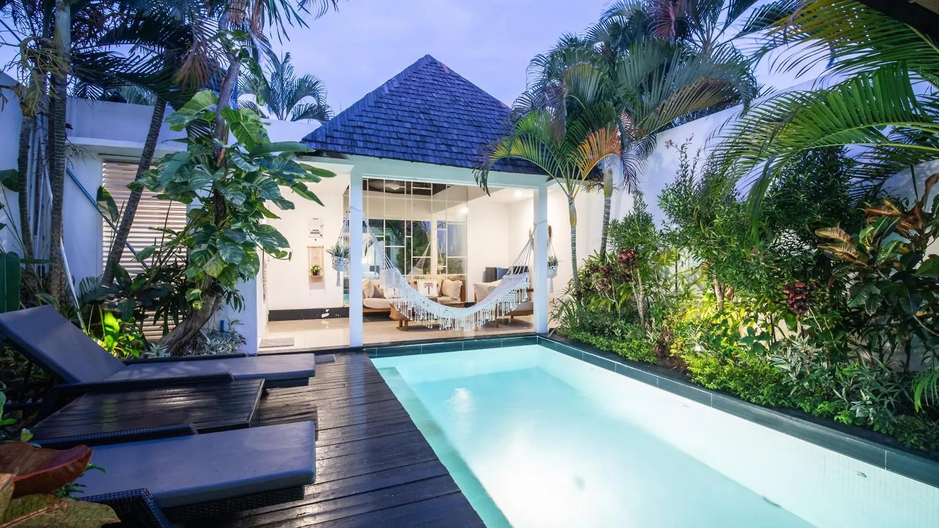 1-Br Private Pool Wander Villa Seminyak Kunti Utara St